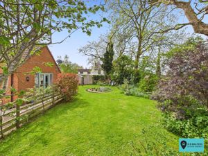 Gardens - click for photo gallery